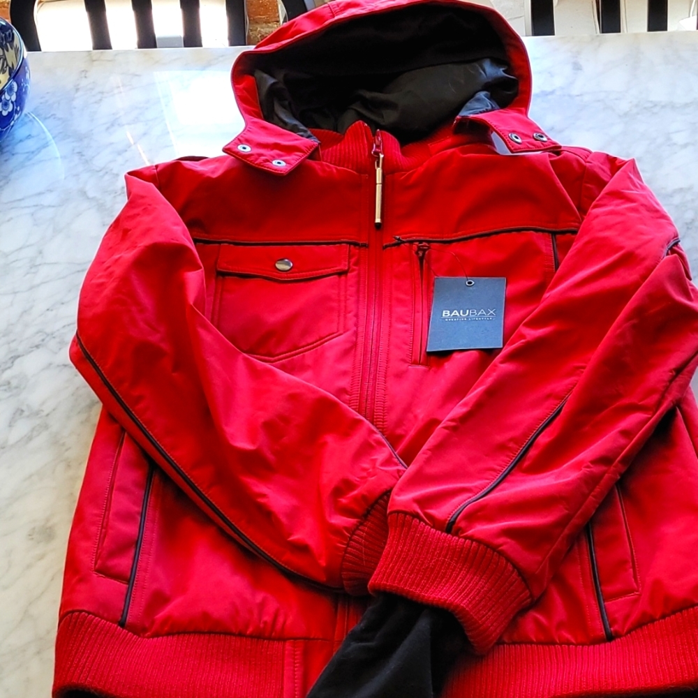 Baubax Women's Large Red Travel Bomber